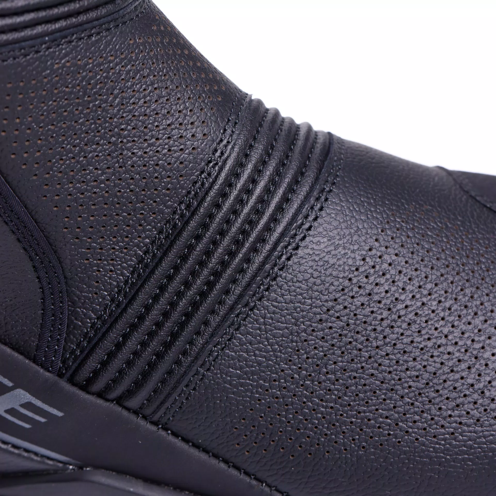 FULCRUM 4 GORE-TEX&reg; - MEN'S WATERPROOF MOTORCYCLE TOURING BOOTS