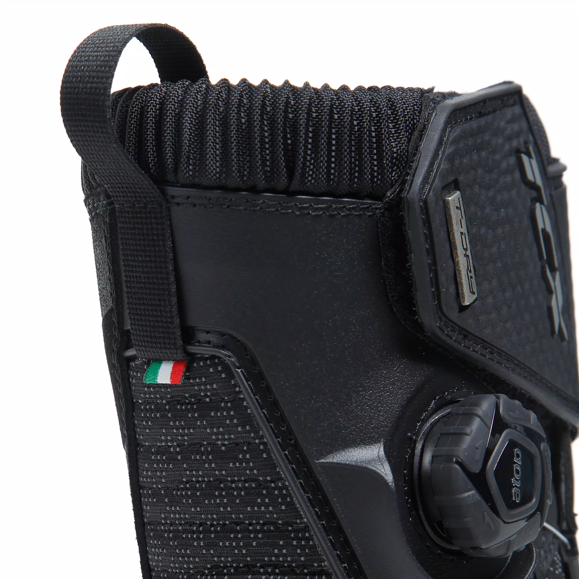 INFINITY 3 MID WP - BLACK