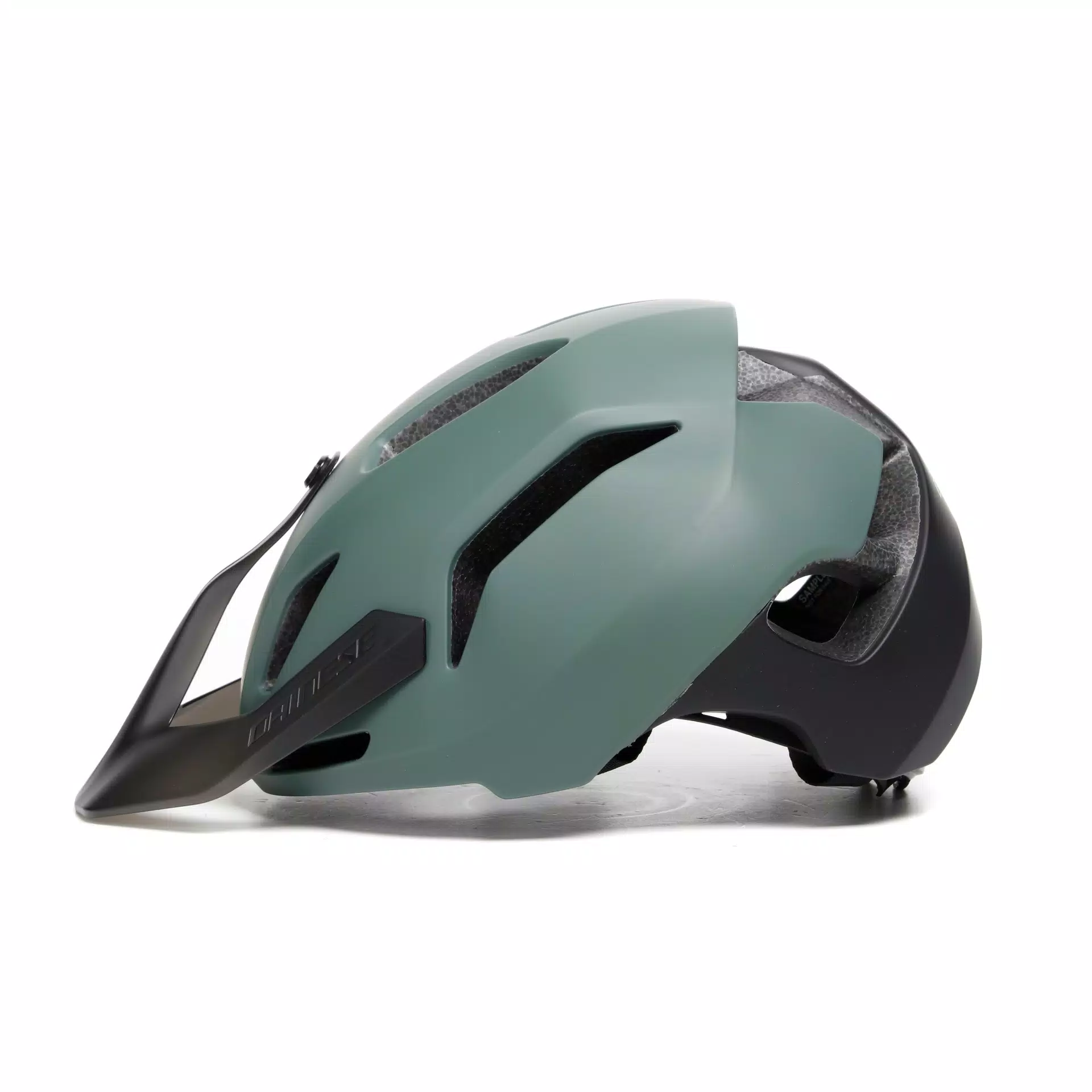 LINEA 03 - BIKE HELM