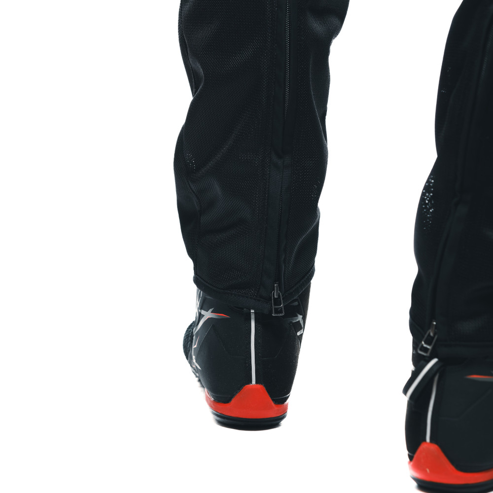 drake-2-super-air-pantaloni-moto-estivi-in-tessuto-uomo-black-anthracite-red-fluo image number 10