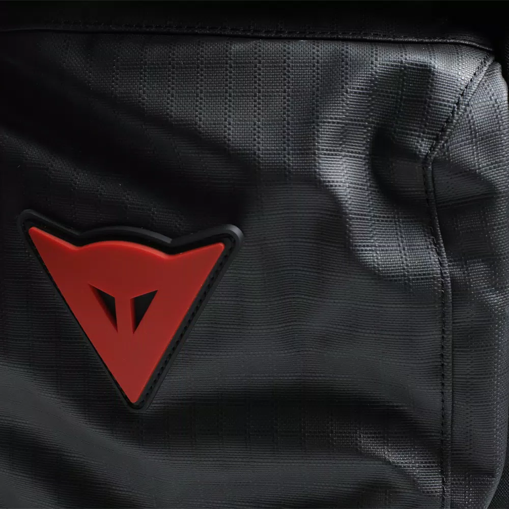 D-THROTTLE - MOTORCYCLE BACKPACK | STEALTH-BLACK | Dainese