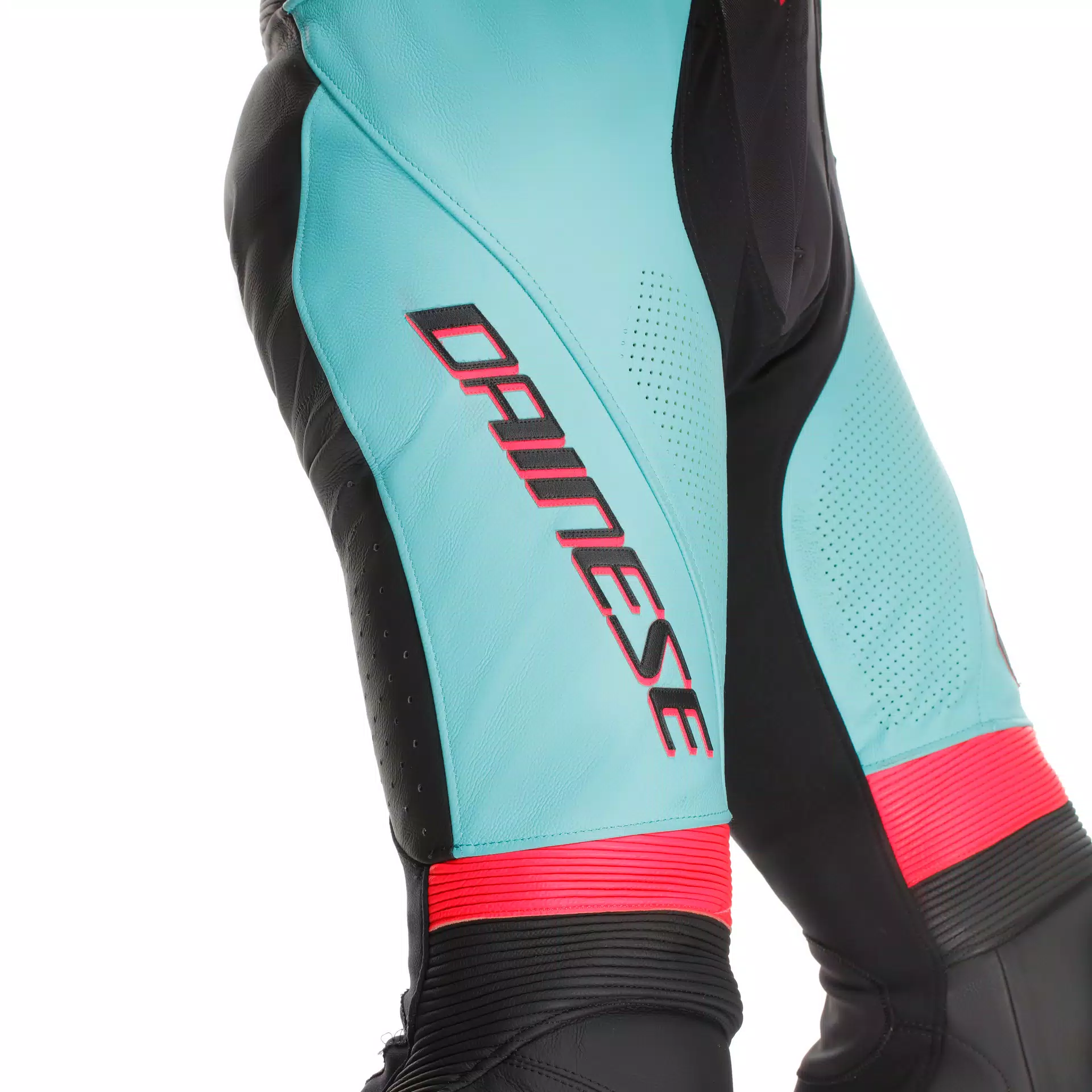 LAGUNA SECA 6 PERF 1PC LEATHER SUIT