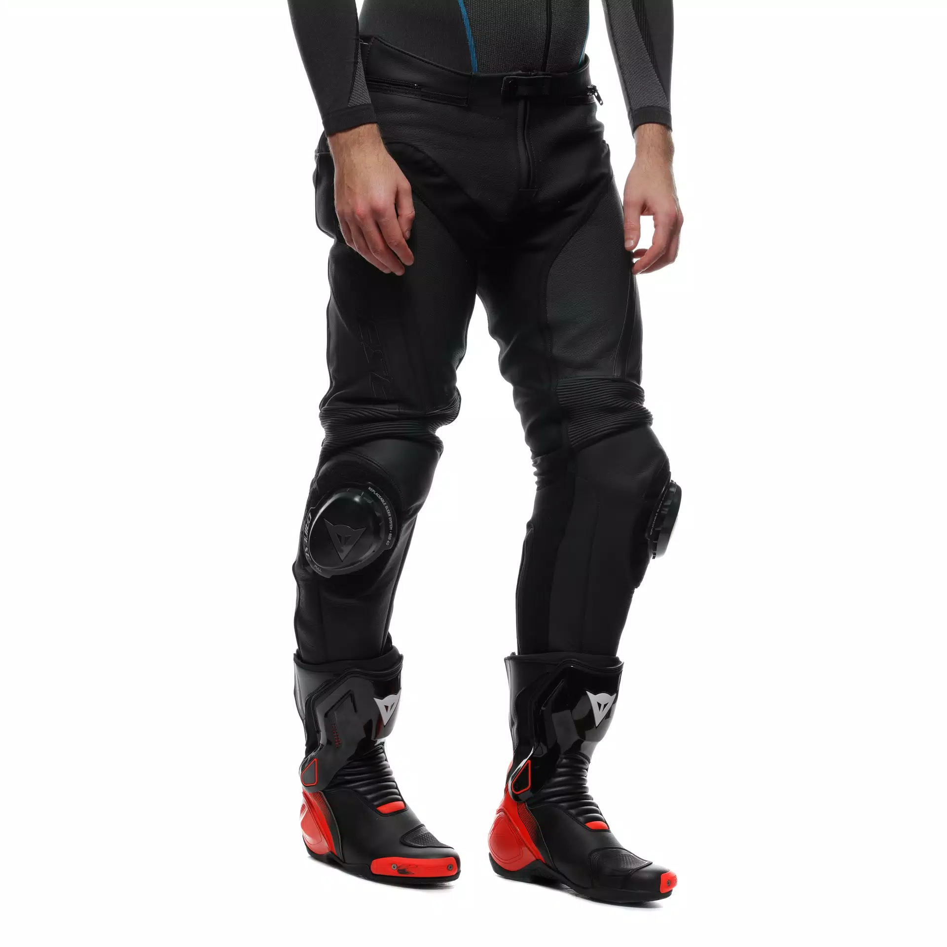 DELTA 4 - MEN LEATHER MOTORCYCLE PANTS PERF. SHORT/TALL FIT