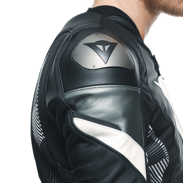 Dainese hotsell avro jacket