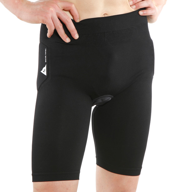 trail-skins-men-s-bike-protective-shorts-black image number 2