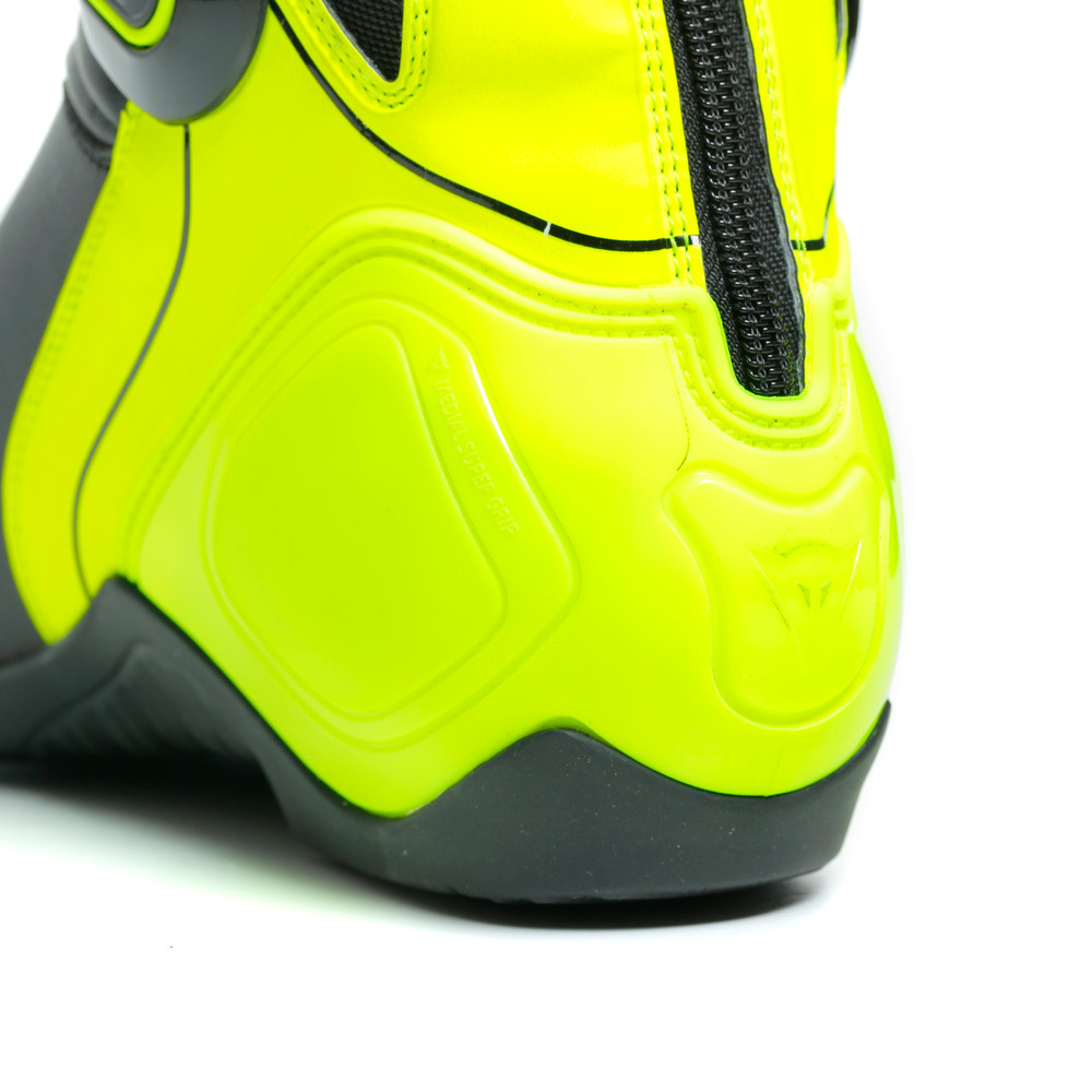 nexus-2-d-wp-stivali-moto-impermeabili-uomo-black-fluo-yellow image number 4