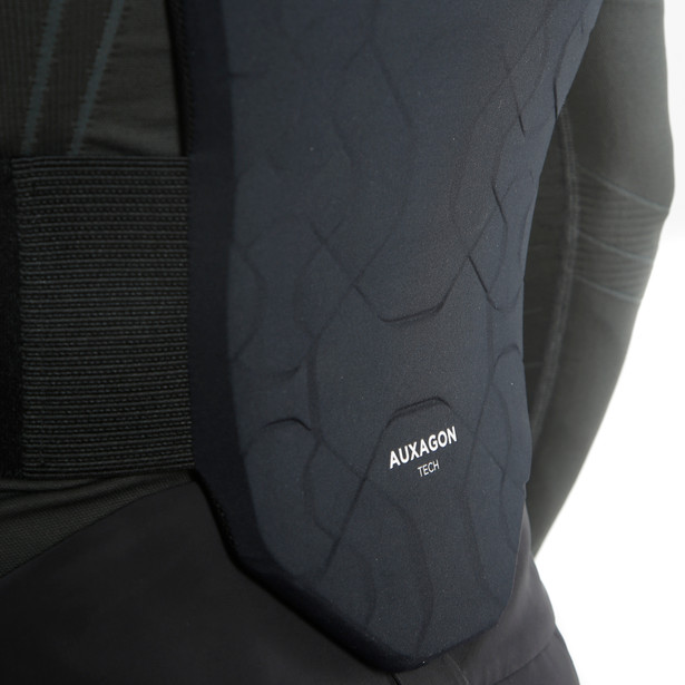 auxagon-back-protector-2 image number 3