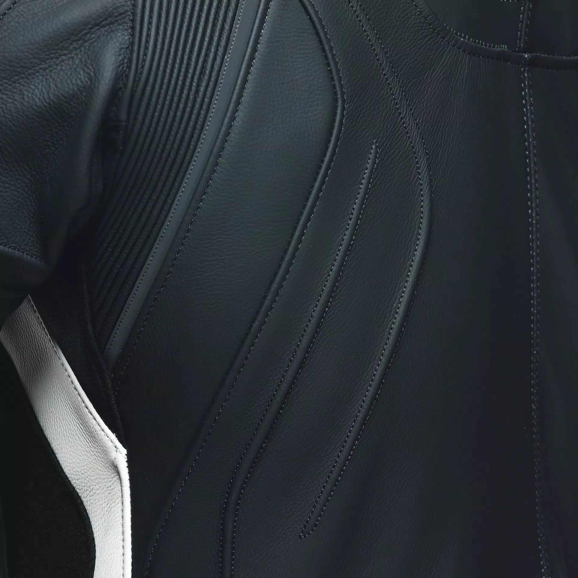 AVRO 4 LEATHER 2PCS SUIT S/T