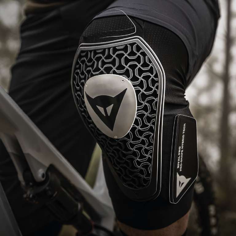 MTB Knee Guards | RIVAL PRO KNEE GUARDS | Dainese Official | Dainese