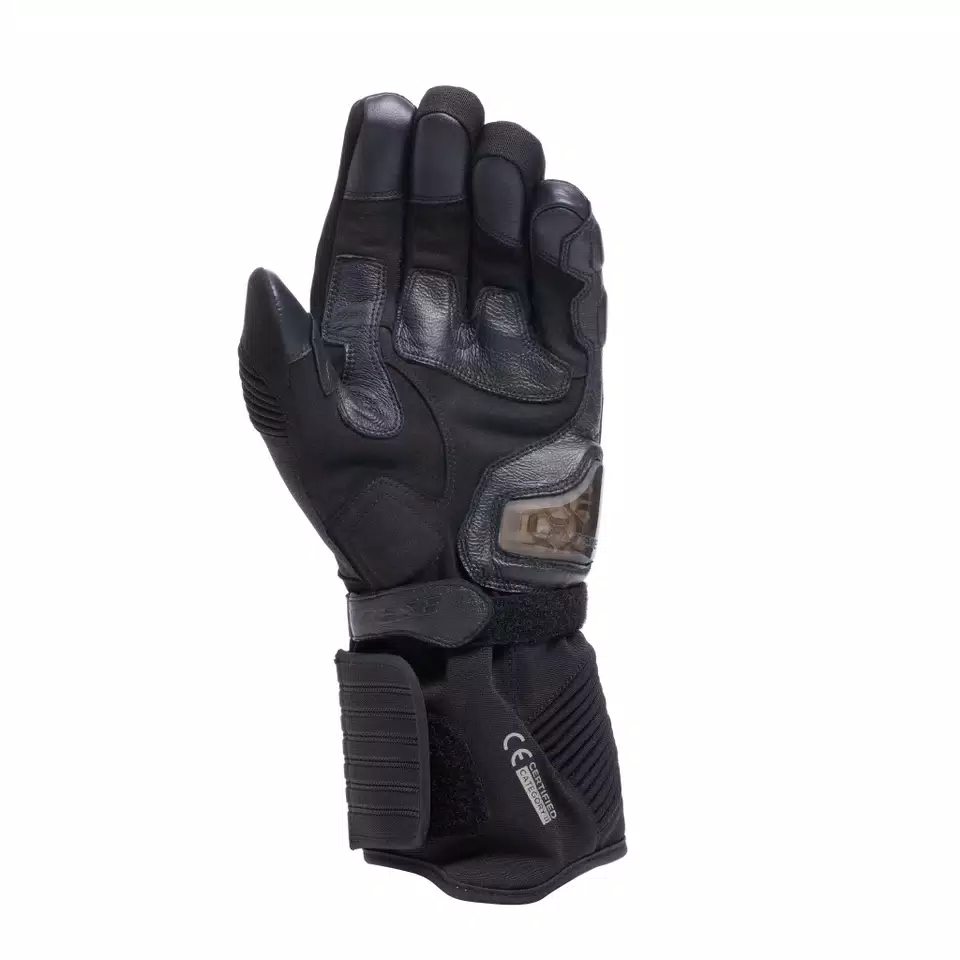 FUNES GORE-TEX®- MEN'S WATERPROOF MOTORCYCLE GLOVES | BLACK FUNES GORE-TEX®- MEN'S WATERPROOF MOTORCYCLE GLOVES | BLACK