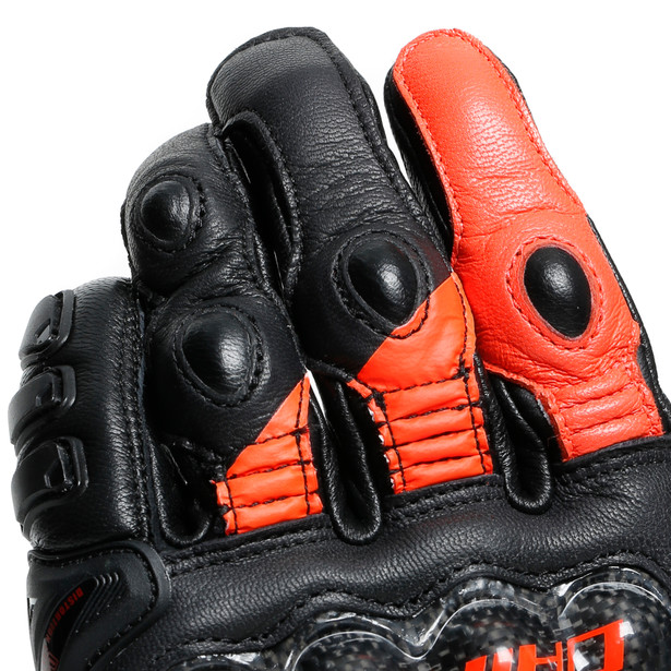 druid-3-gloves-black-fluo-red image number 5