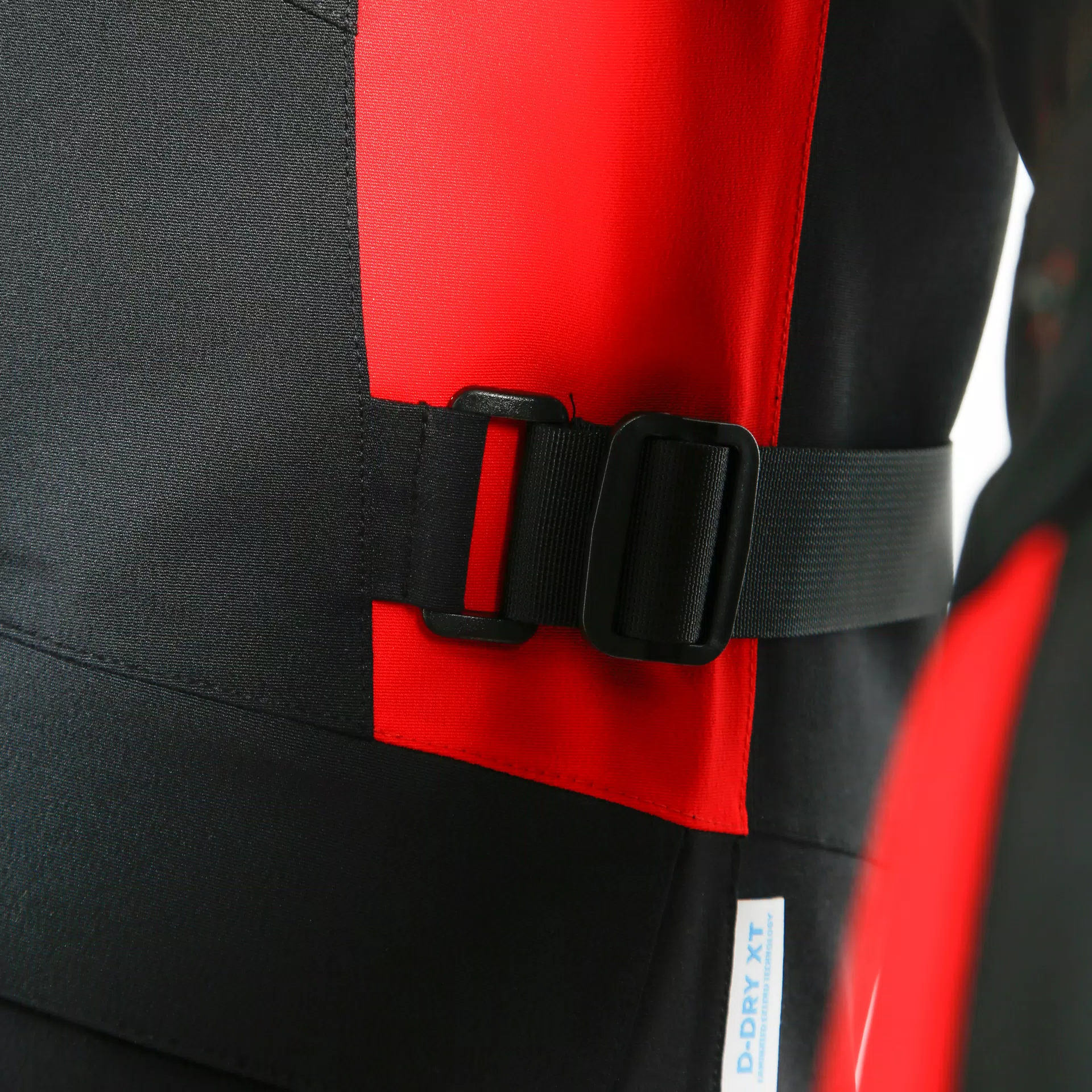 TONALE D-DRY&reg; JACKET