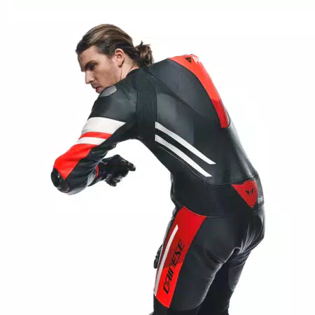MISANO 3 D-AIR&reg; - HERREN EINTEILIGE PERFORIERTE LEDERKOMBI - BLACK/RED/RED-FLUO - 7