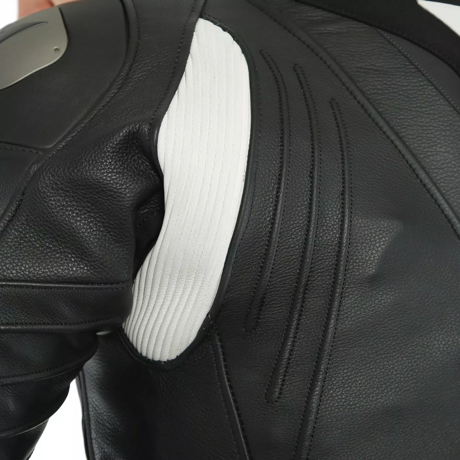 AVRO D-AIR 2PCS SUIT