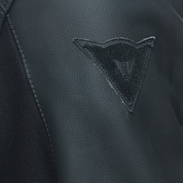 razon-2-giacca-moto-in-pelle-perforata-uomo-black image number 10