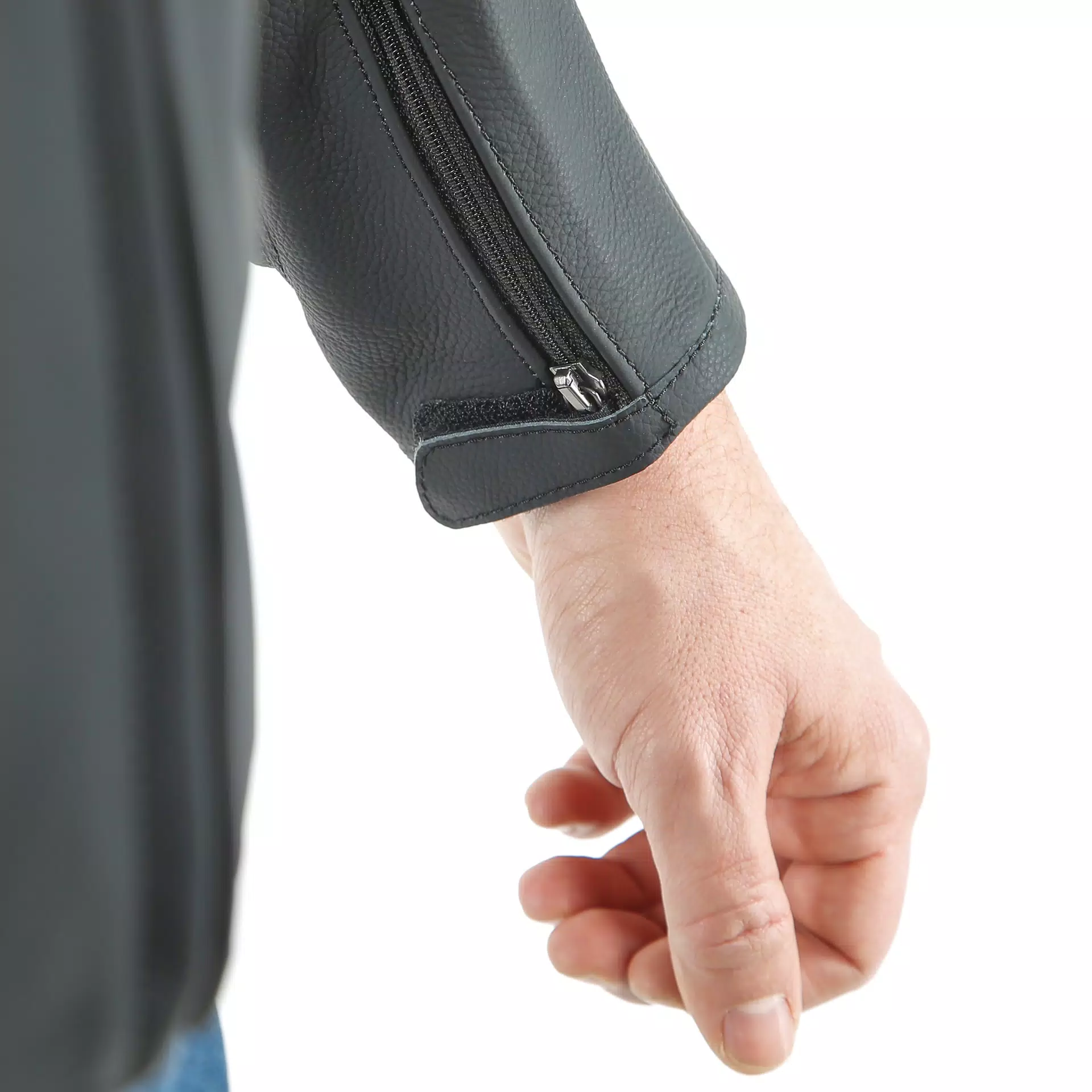 AGILE LEATHER JACKET