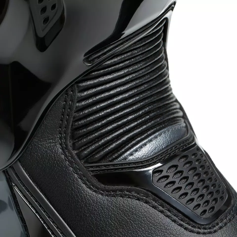 Course d1 out boots store