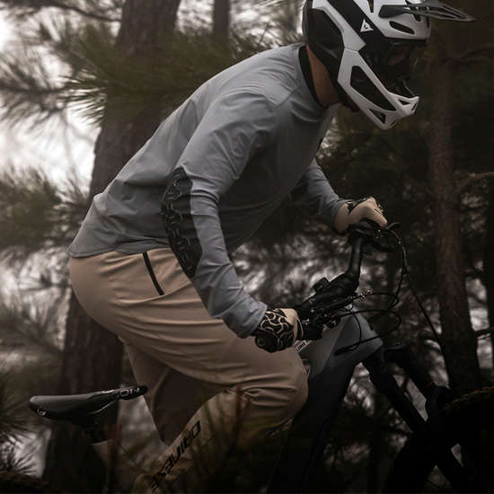 MTB Clothing and Protections Dainese Official Shop