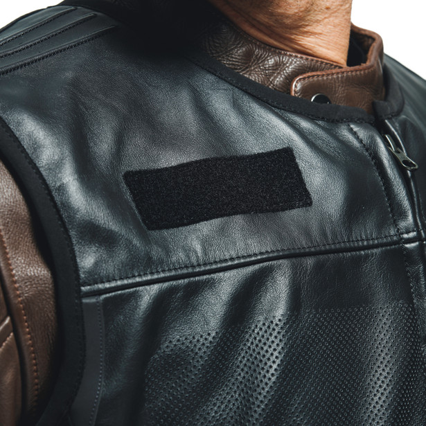 smart-jacket-leather-black image number 10