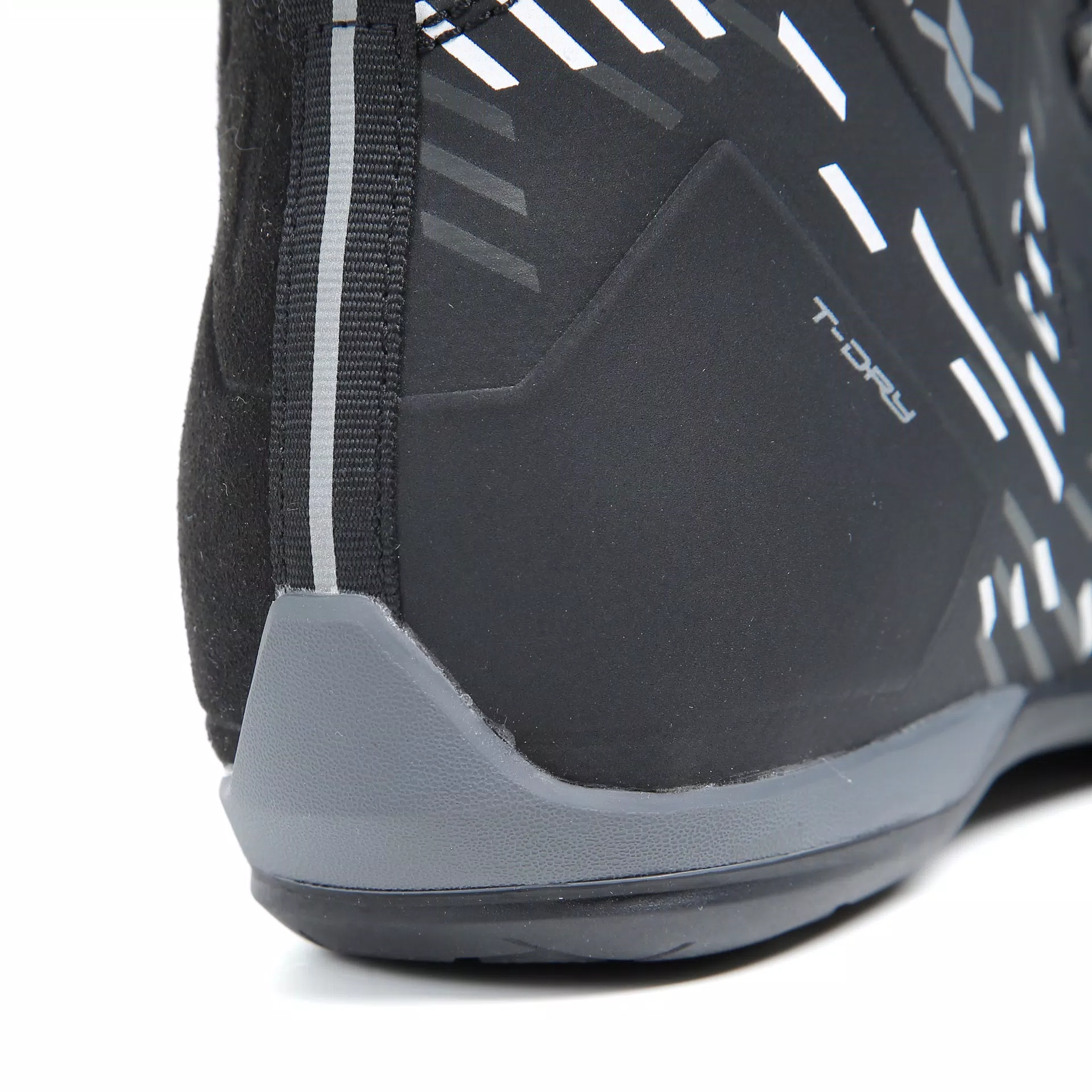 R04D WP MEN'S WATERPROOF MOTORCYCE SHOES - BLACK/WHITE