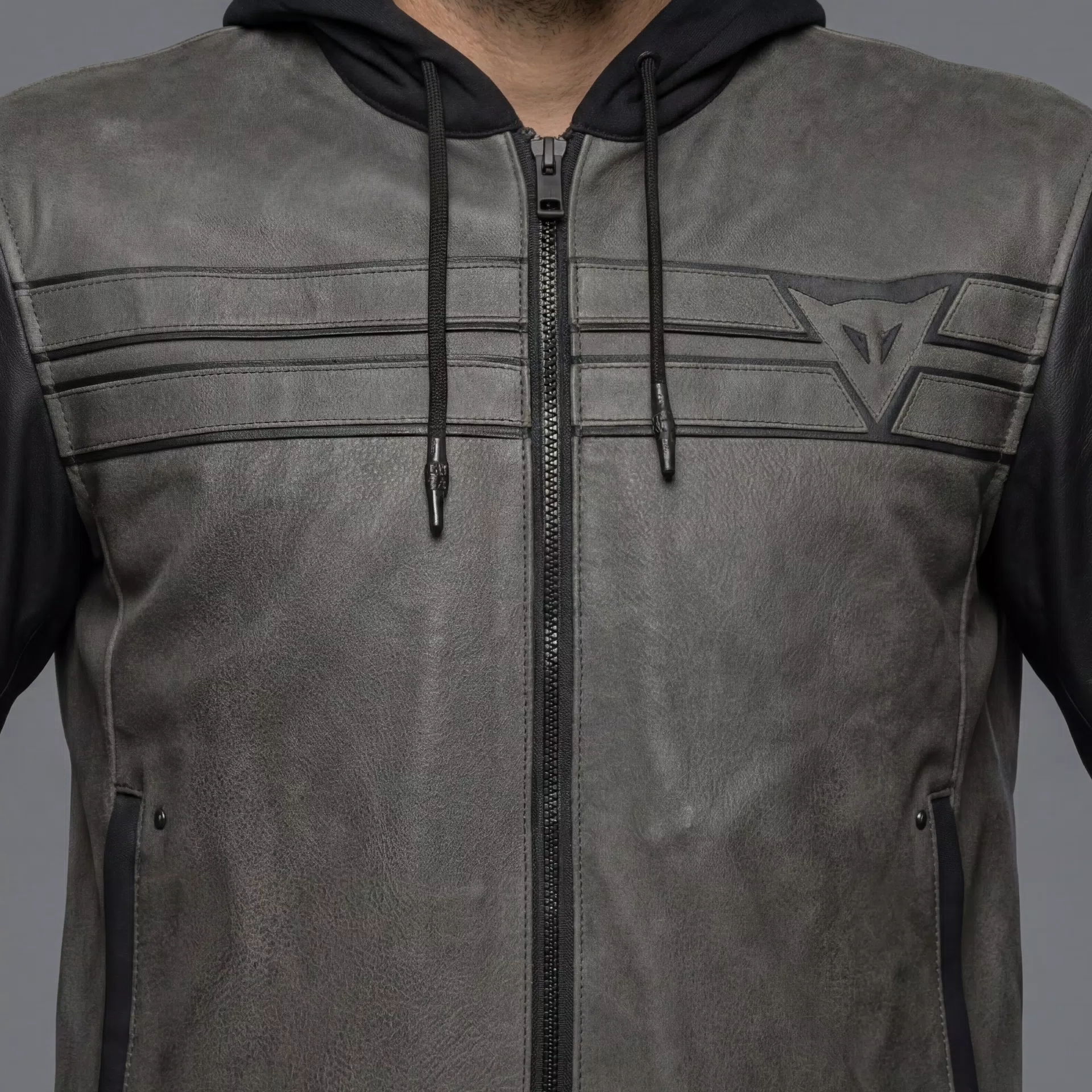 VINTEDGE - LEATHER MOTORCYCLE JACKET MEN