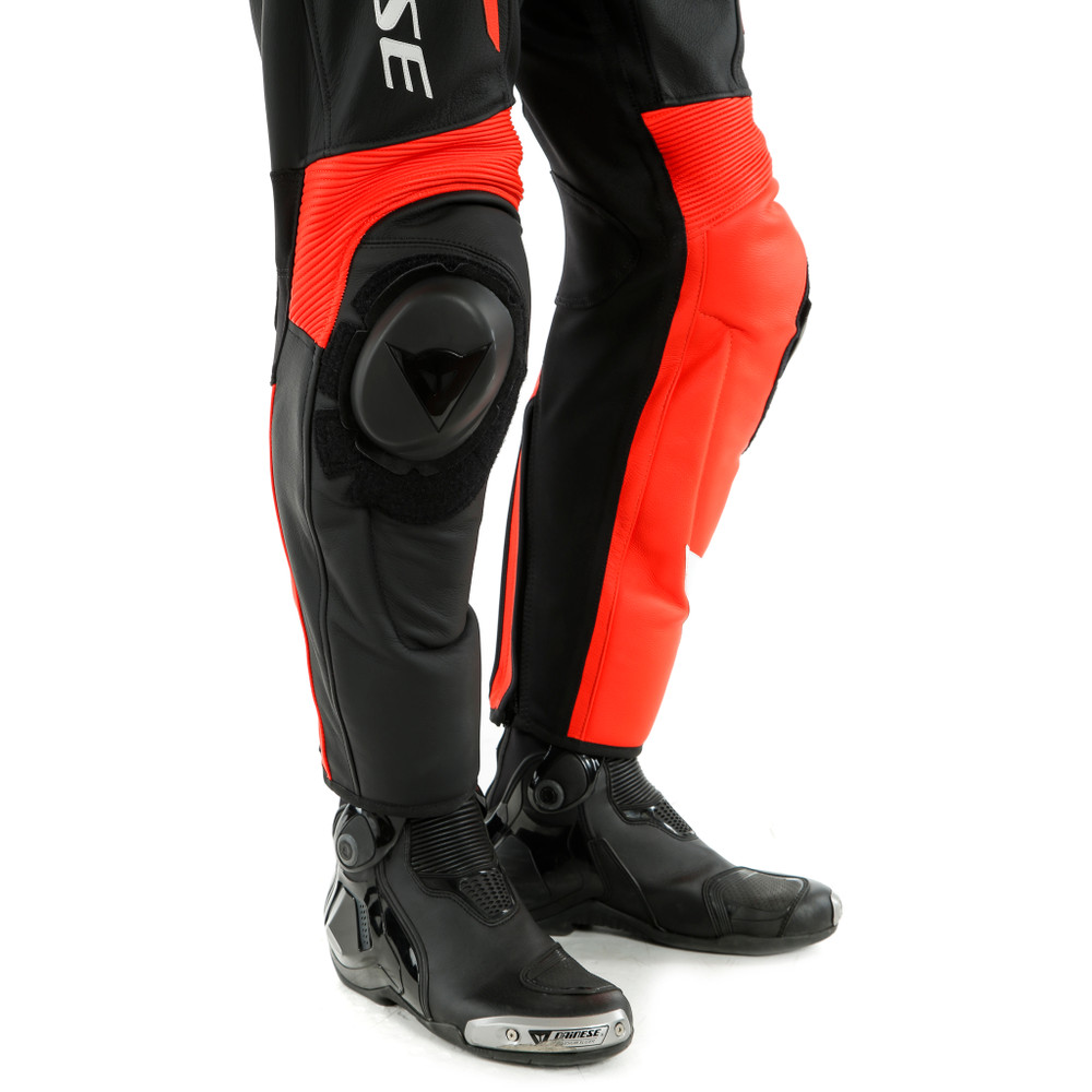 mistel-2pcs-leather-suit-black-matt-fluo-red-black-matt image number 7