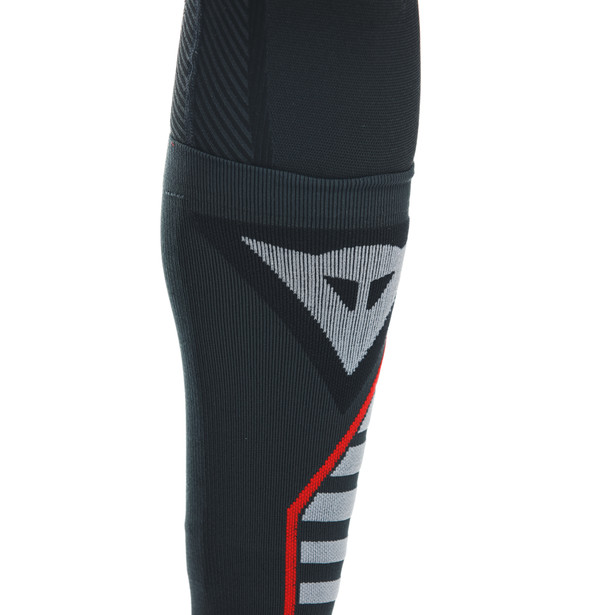 thermo-long-socks-black-red image number 7
