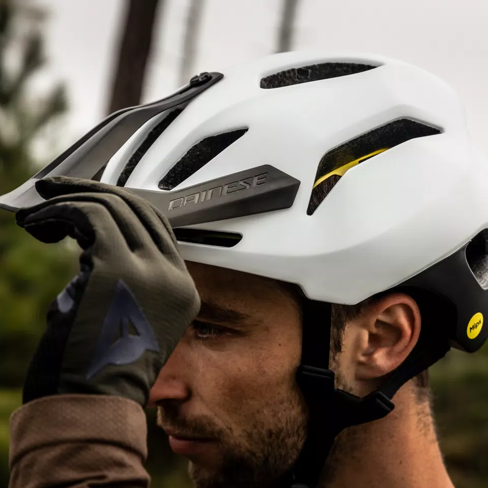 LINEA 03 MIPS - BIKE HELMET - WHITE/BLACK - 10