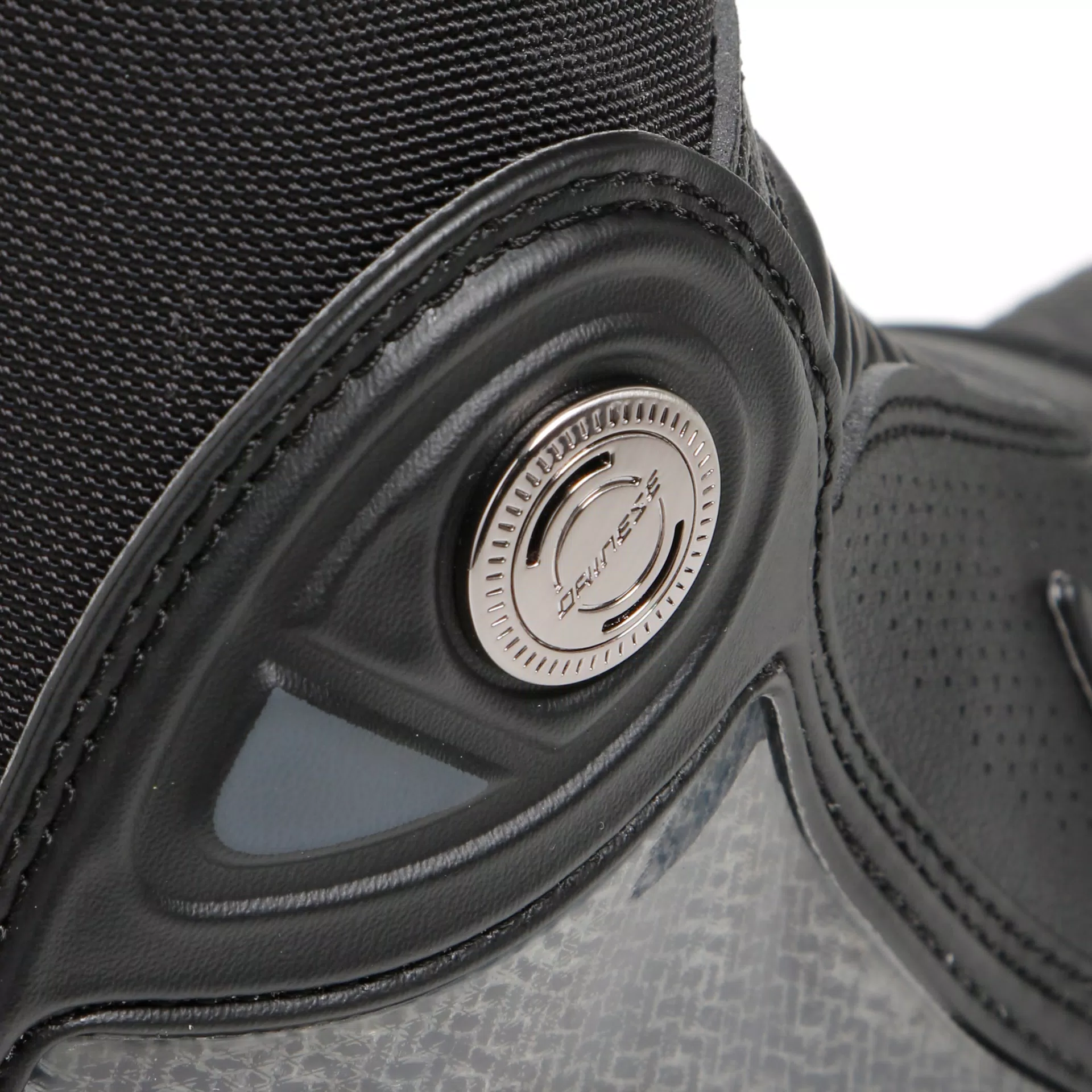 AXIAL GORE-TEX&reg; BOOTS