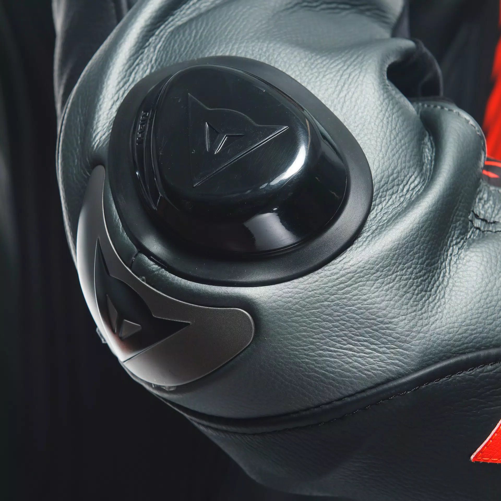 LAGUNA SECA 5 - MEN'S 2-PIECE MOTORCYCLE LEATHER SUIT