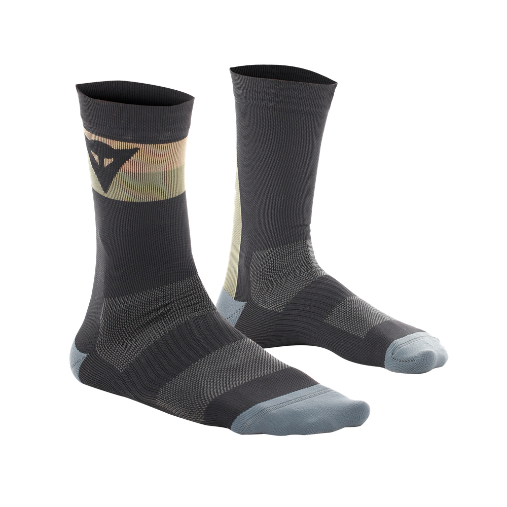 hg-aer-reinforced-bike-socks-black-green-military image number 0