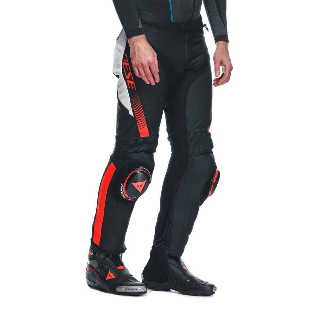 super-speed-pantaloni-moto-in-pelle-perforata-uomo-black-white-red-fluo image number 4