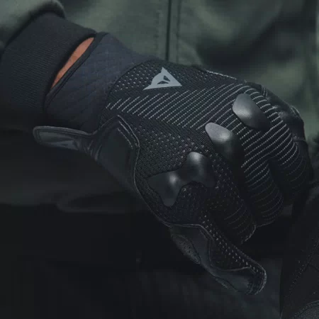 UNRULY ERGO-TEK GLOVES