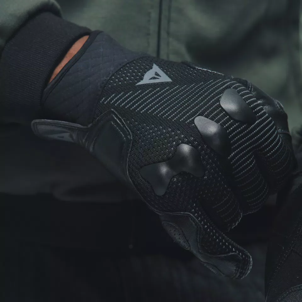 UNRULY ERGO-TEK GLOVES - BLACK/ANTHRACITE - 9