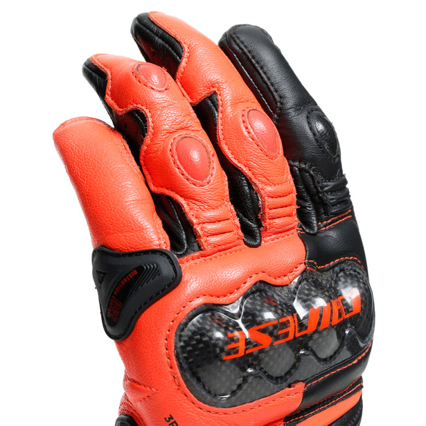 carbon-3-short-gloves-black-fluo-red image number 9