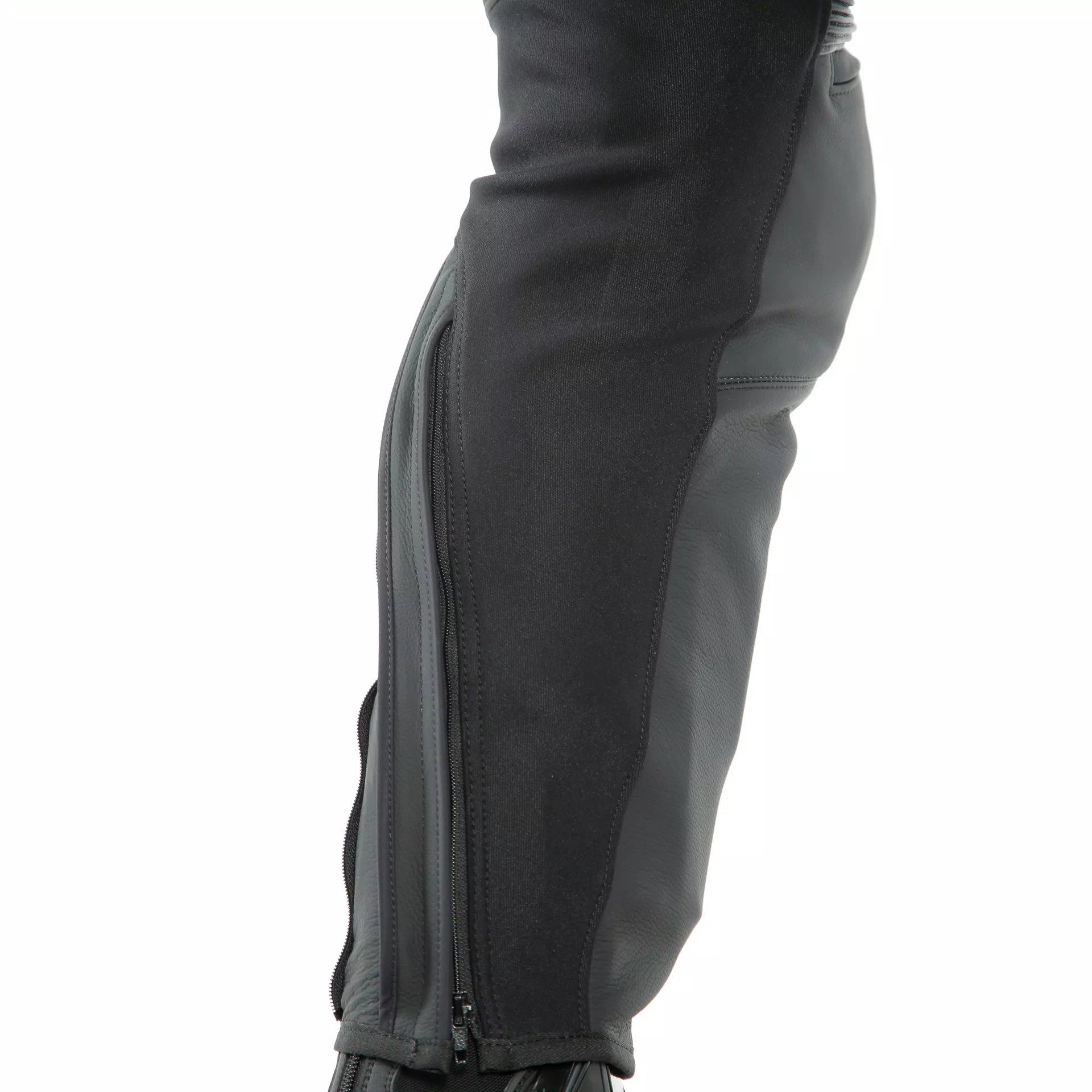 PONY 3 LEATHER PANTS BLACK MATT Dainese