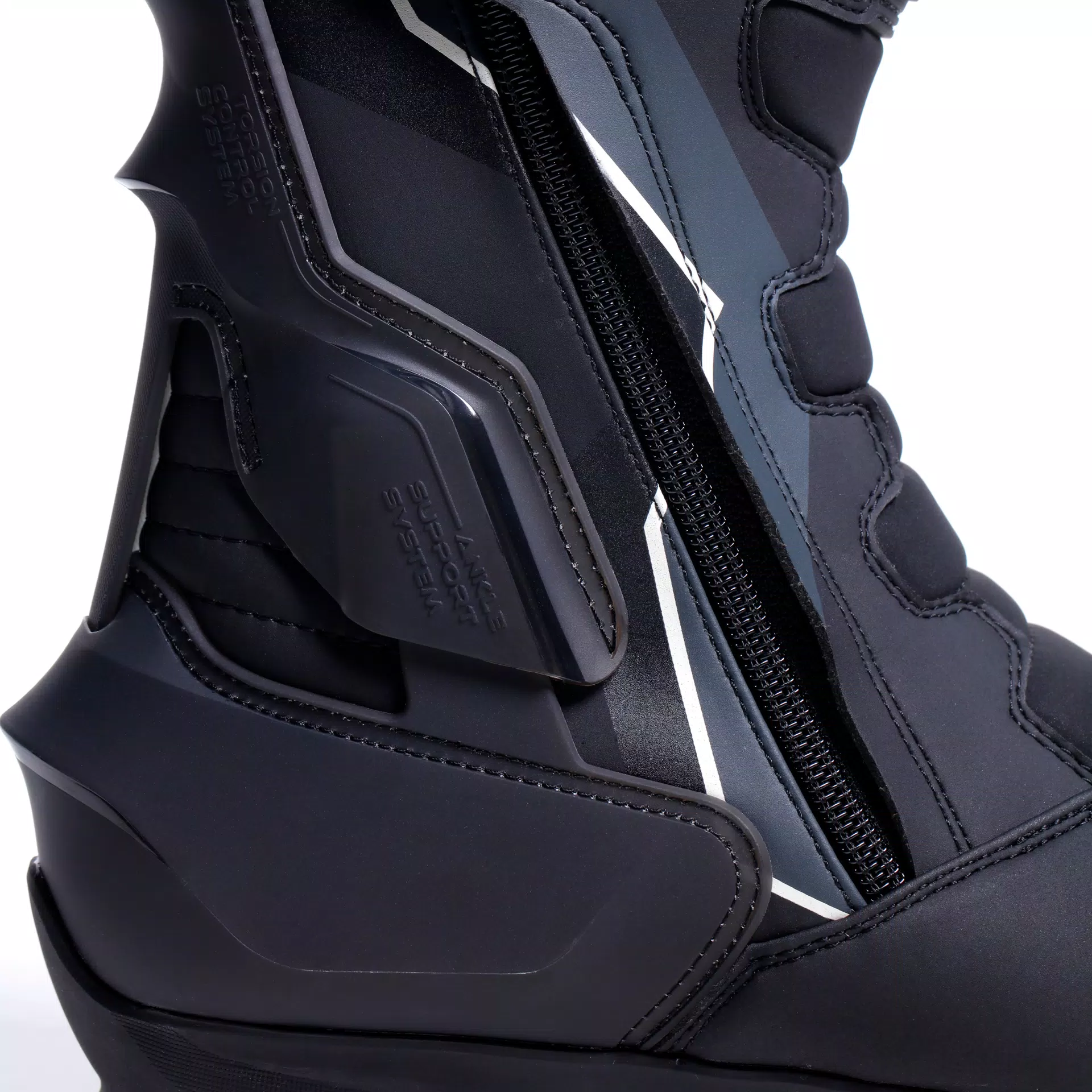 S-TR1 WOMEN'S MOTORCYCLE BOOTS - BLACK/PEARL WHITE