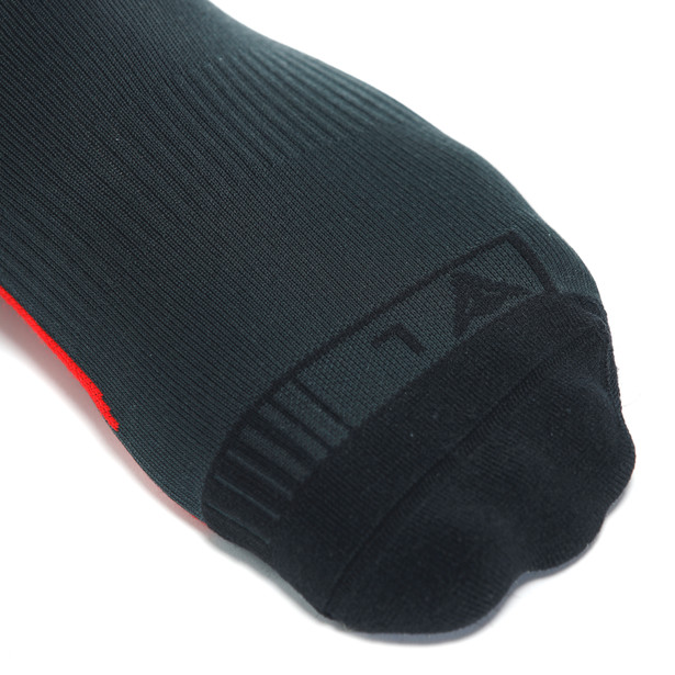 thermo-mid-socks-black-red image number 5