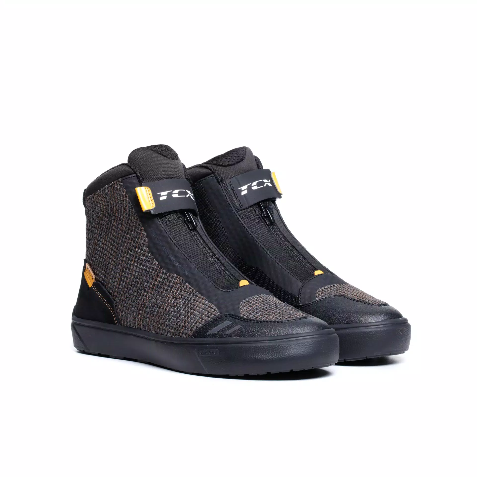 IKASU 2 AIR SUMMER MOTORCYCLE SHOES MEN - BLACK/OCHRE | TCX