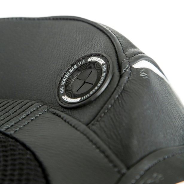 LAGUNA SECA 4 1PC PERF. LEATHER SUIT - Professionnelles