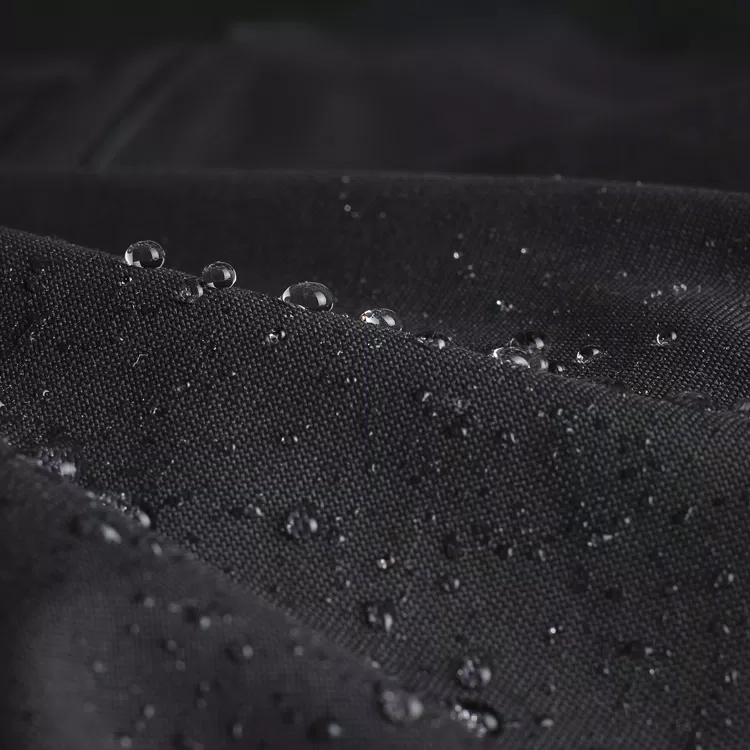 MEMBRANE LAMINATED WITH OUTER FABRIC