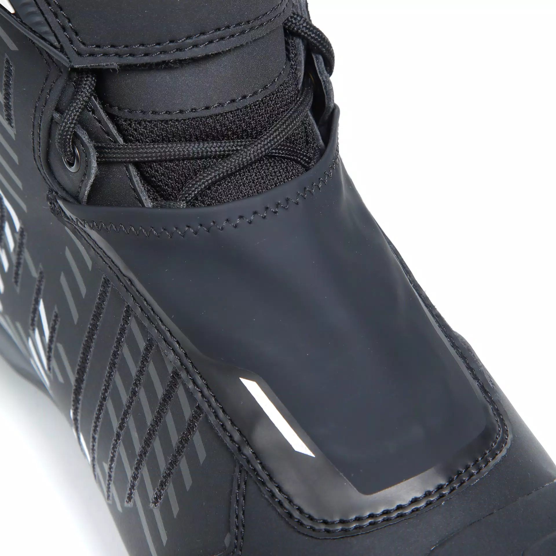 R04D WP MEN'S WATERPROOF MOTORCYCE SHOES - BLACK/WHITE
