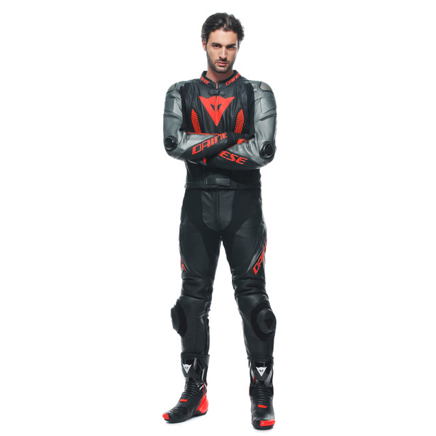 laguna-seca-5-2pcs-leather-suit-black-anthracite-fluo-red image number 8