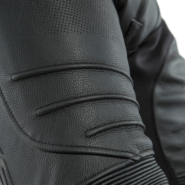 laguna-seca-5-1pc-leather-suit-perf- image number 36