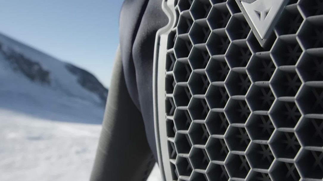 Test protection de ski : la dorsale intégrée Core vest de Dainese