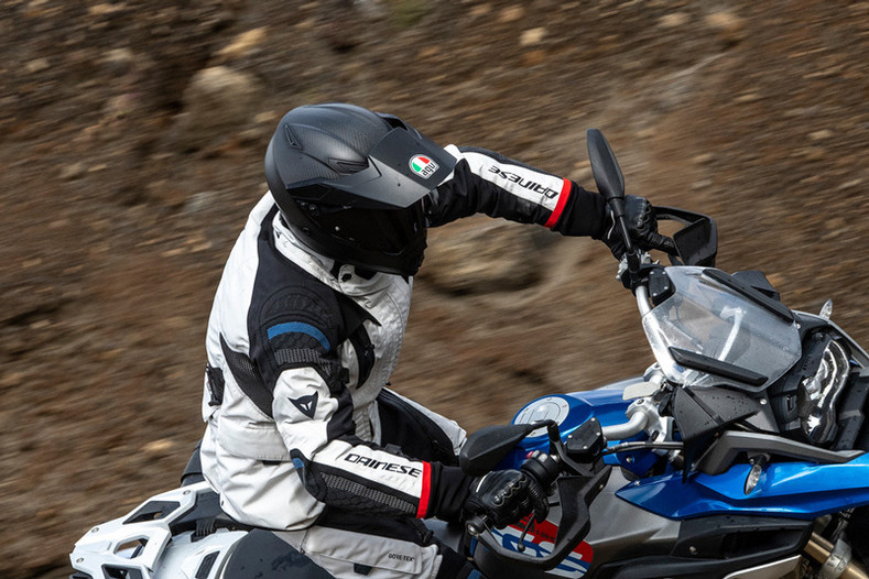 AGV AX9 Lightness comfort and adaptability reach the highest